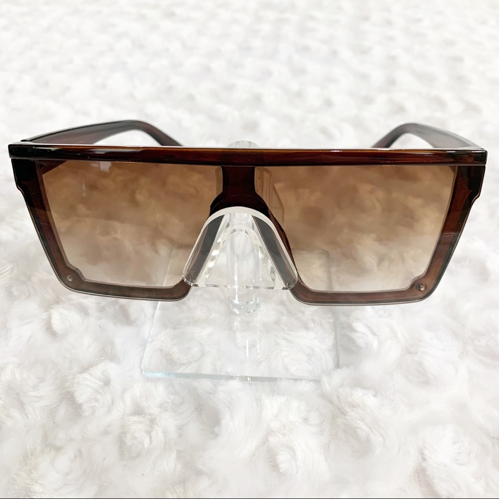 NWOT | SQUARE FRAME FLAT TOP SUNGLASSES